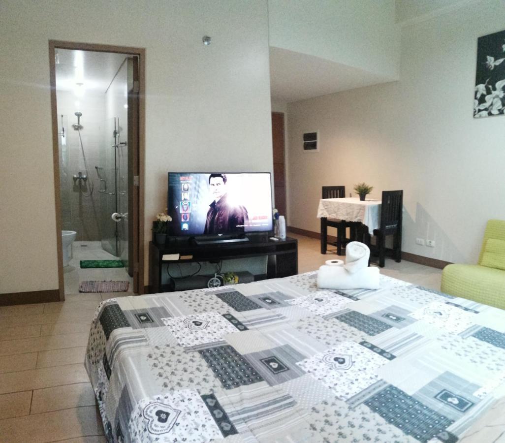 Palm Tree Two Villas Pasay Exterior foto