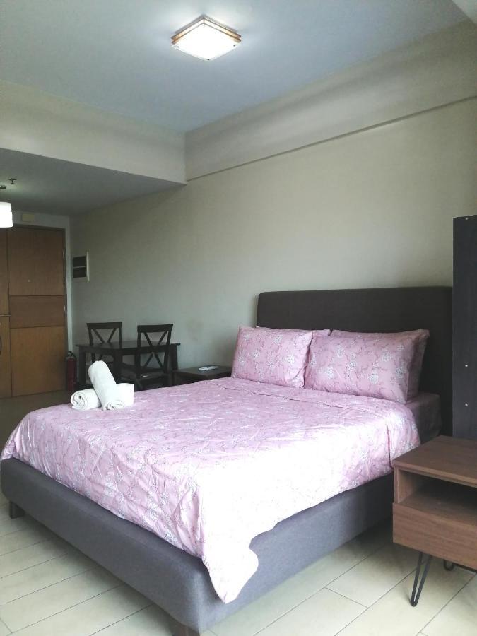 Palm Tree Two Villas Pasay Exterior foto